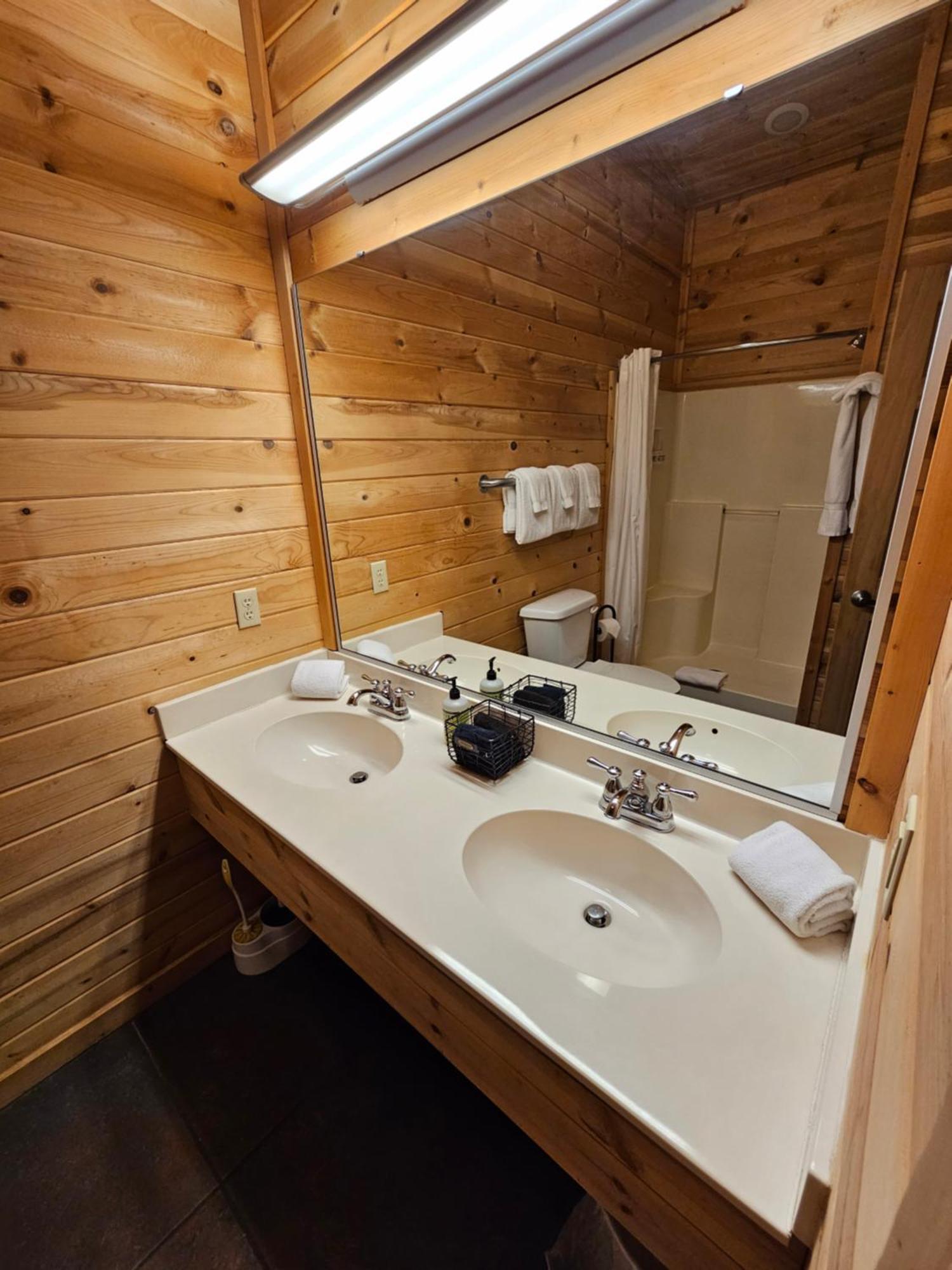 5 Min To Beaver Lake-King Bed-Fire Pit-Jetted Tub #5 Eureka Springs Eksteriør billede